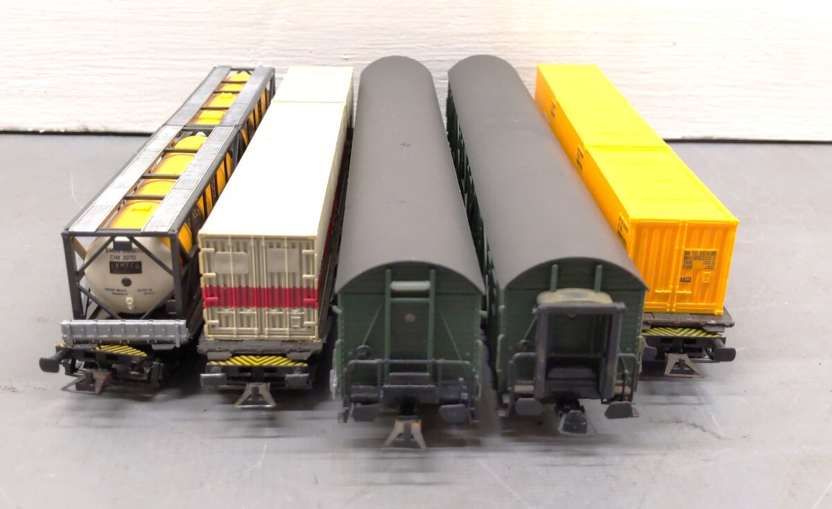 ROWA HO Assorted Freight Cars: 2408, 3020, 2038, 3018 [5] EX