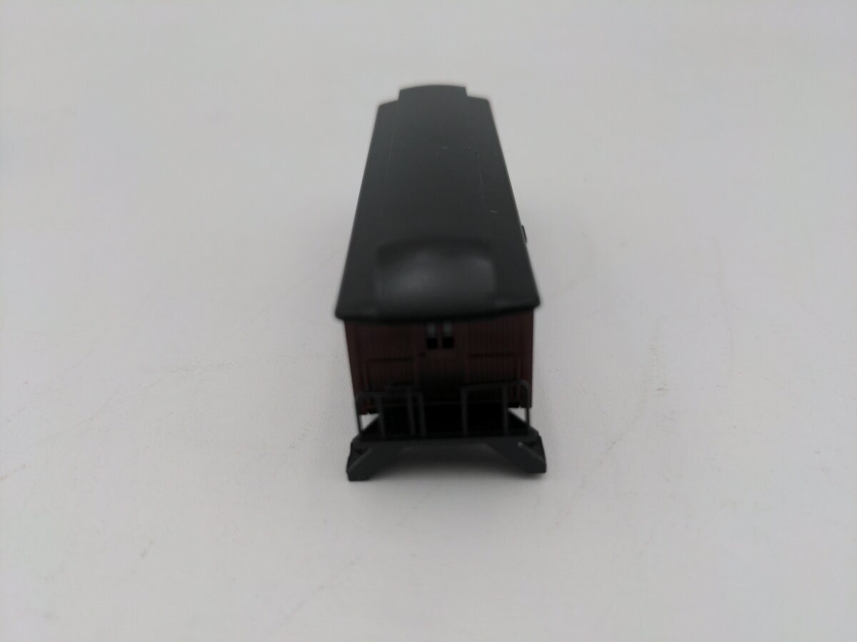 Roundhouse 8562 N Scale Chicago Burlington & Quincy 34' Overton Baggage Car Kit. LN/Box