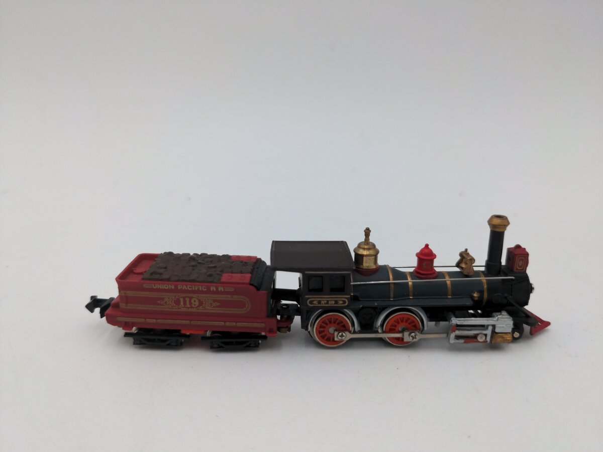 Bachmann 51051 N Scale Union Pacific 4-4-0 Steam Locomotive w/ Tender EX/Box