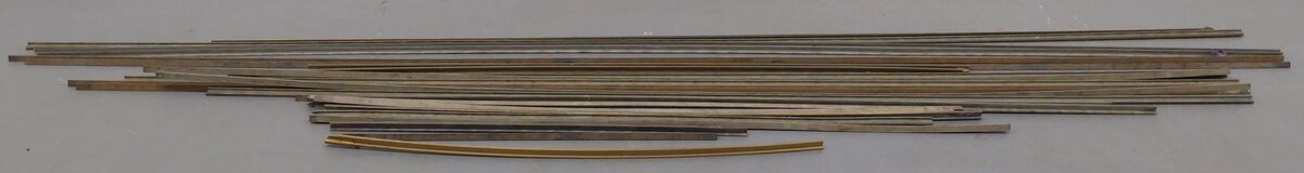 G Scale Code 332 Brass Rails [26] VG