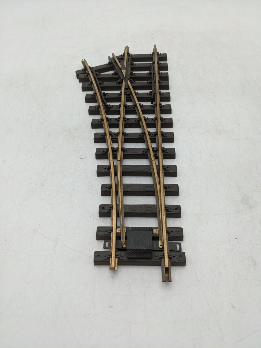 G Scale Left Hand Switch VG