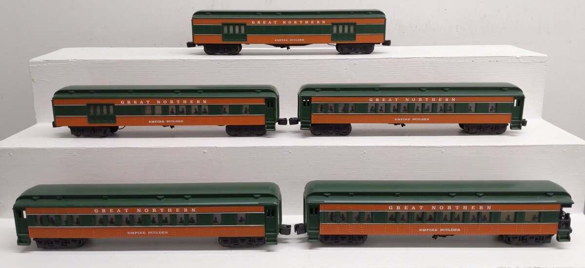 Williams 2504 O Gauge Great Northern 5-Car Madison Passenger Set EX