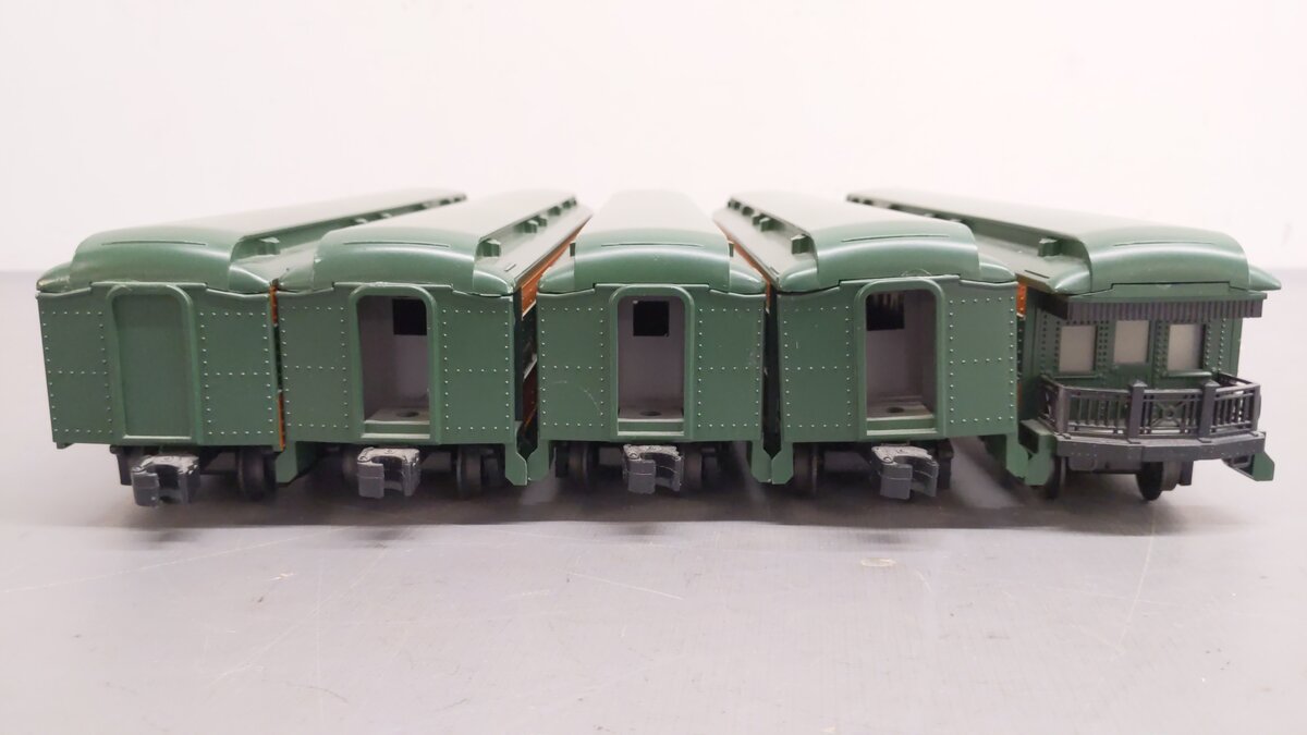 Williams 2504 O Gauge Great Northern 5-Car Madison Passenger Set EX