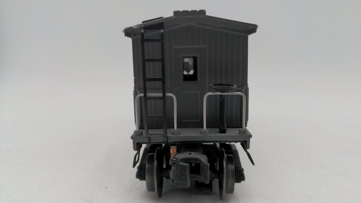 Lionel 2420 Vintage O Delaware, Lackawanna & Western Wrecking Caboose w/Light VG