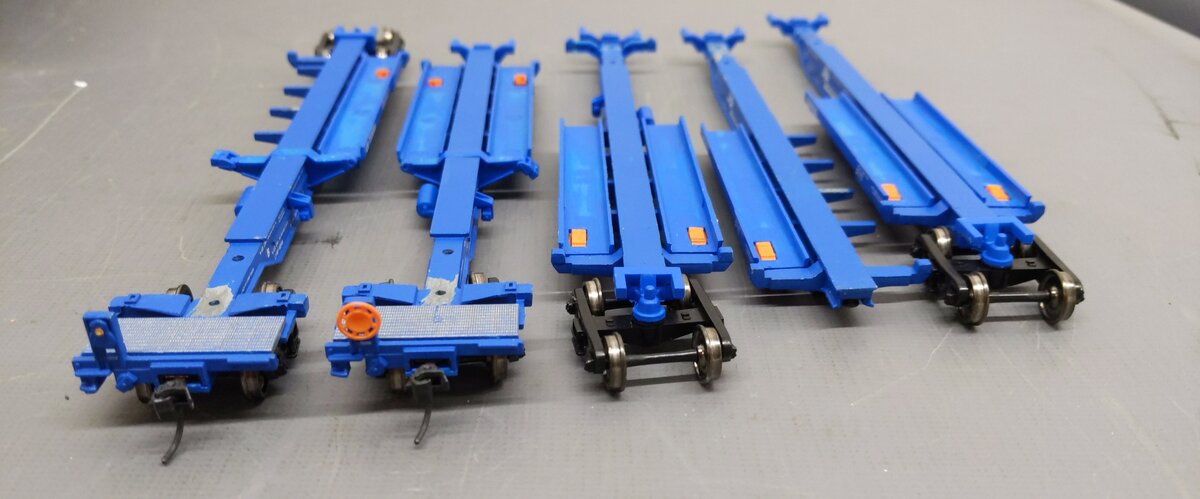 Walthers 932-3935 HO Conrail 5 Unit All Purpose Spine Car Kit #730006 VG/Box