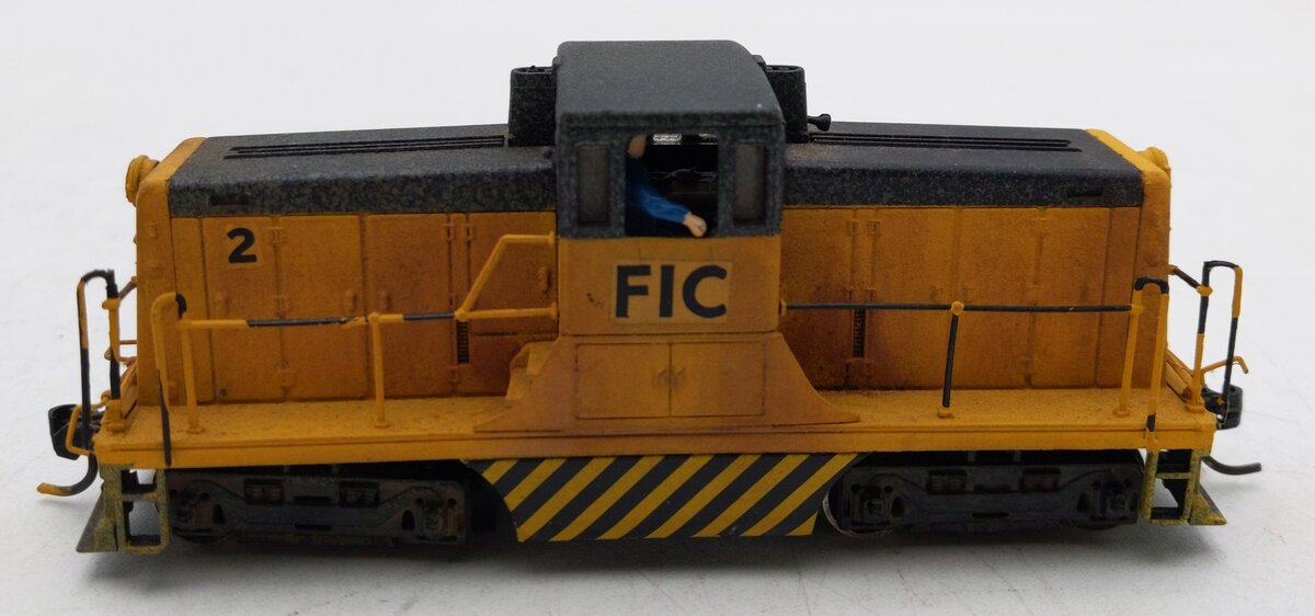 Bachmann 41-0804-14 HO FIC GE 44 Ton Diesel Switcher Custom Painted Weathered/Box