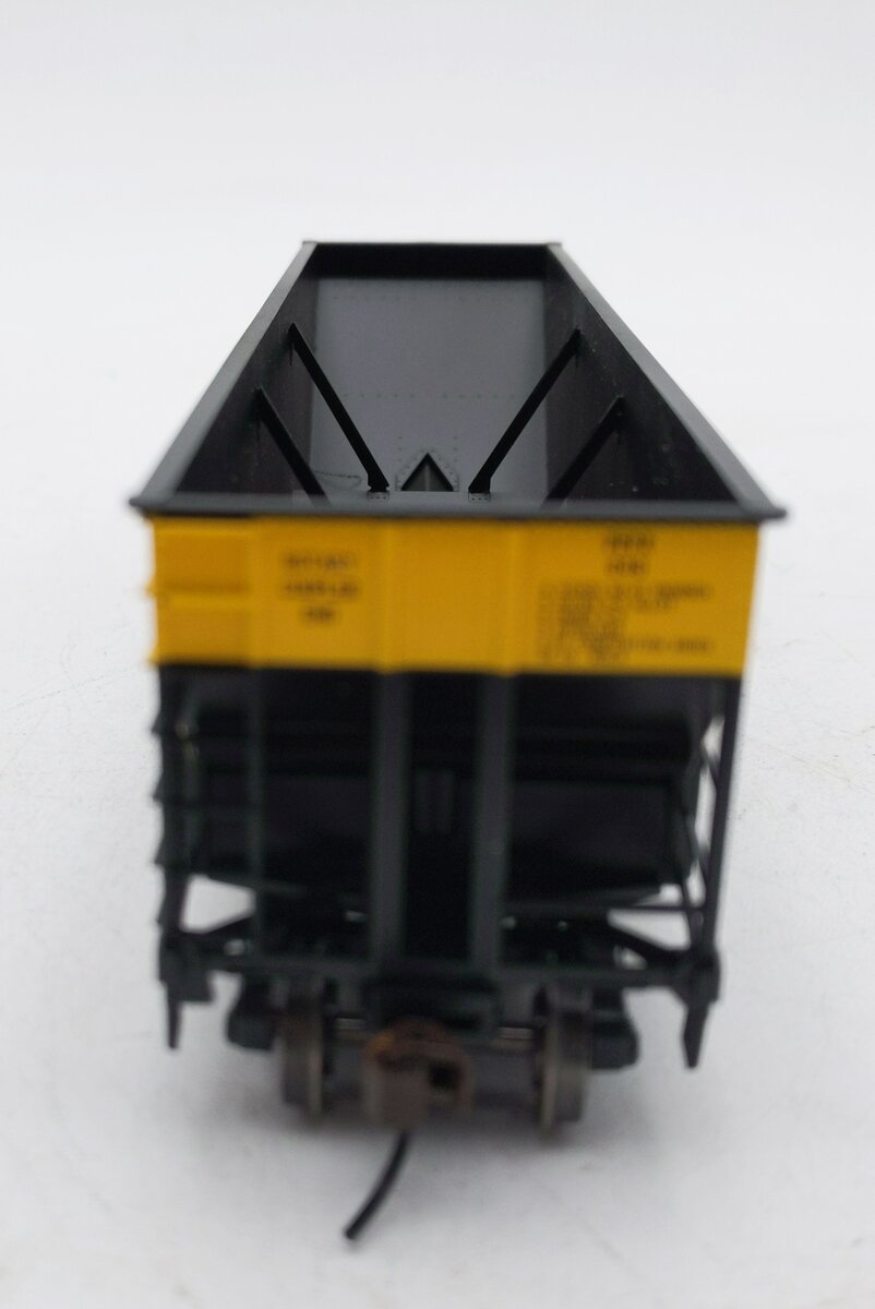 Bowser 41183 HO PEPX 100-Ton 3-Bay Hopper Executive Line #649