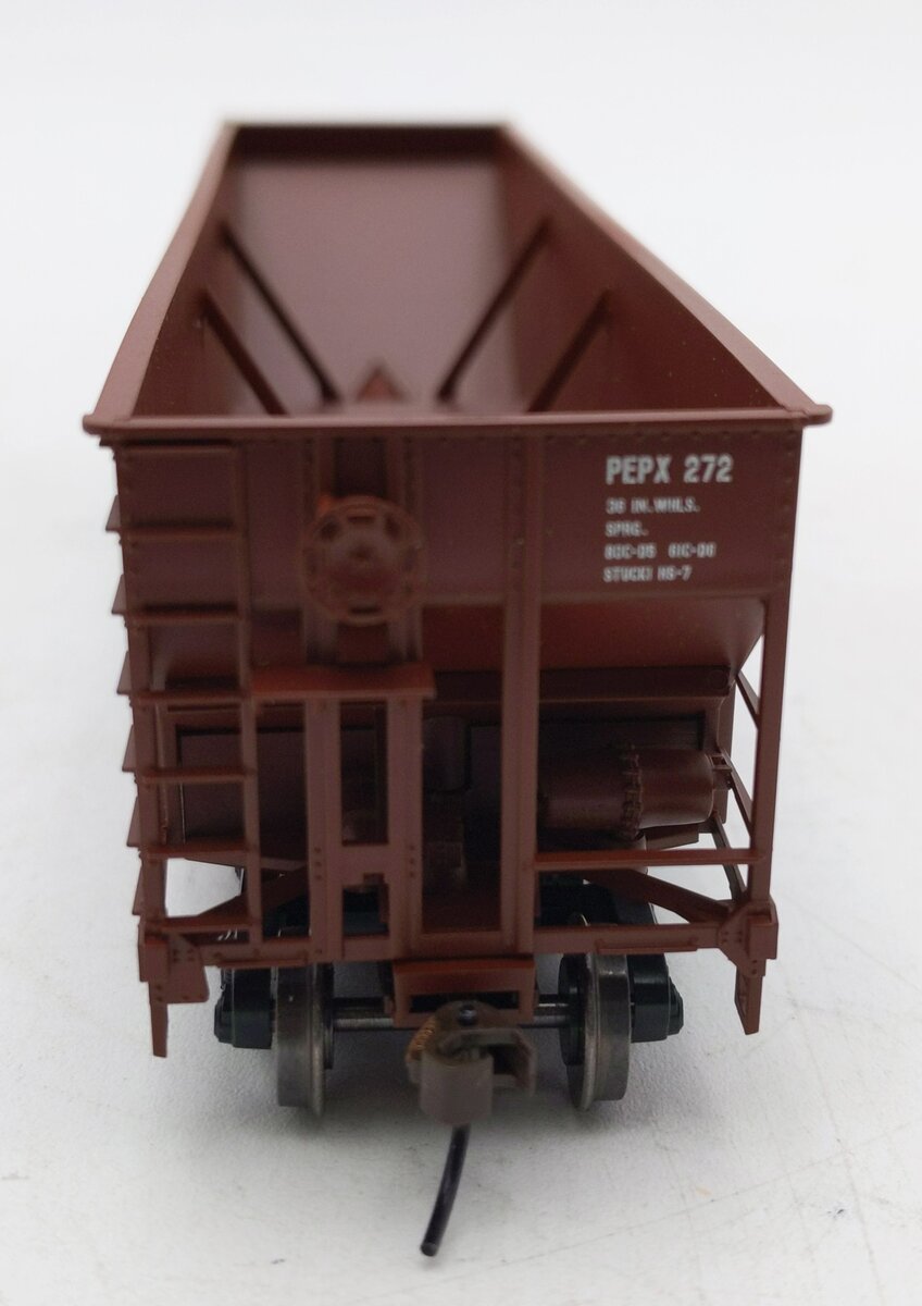 Bowser 41181 HO PEPX 100-Ton 3-Bay Hopper Executive Line #272