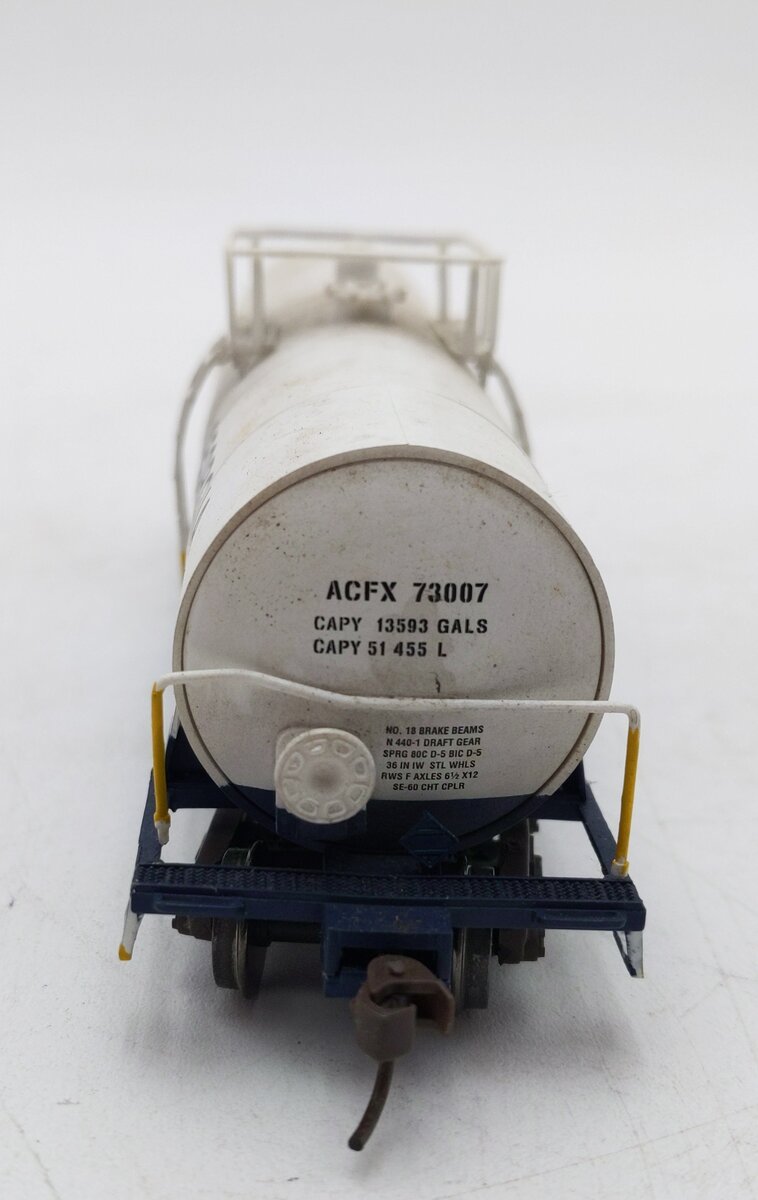 Atlas 1703-4 HO Scale Georgia Kaolin ACFX Tank Car #73007 Weathered/Box