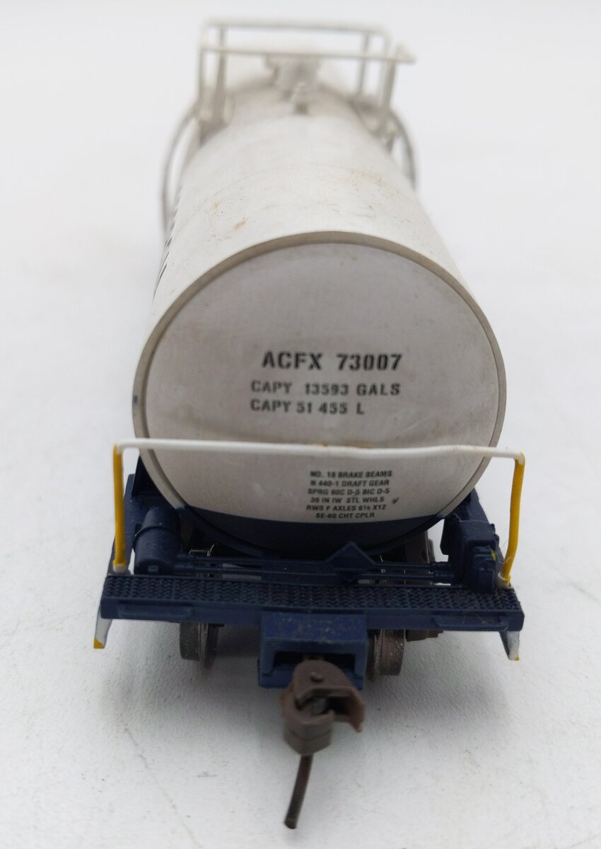 Atlas 1703-4 HO Scale Georgia Kaolin ACFX Tank Car #73007 Weathered/Box