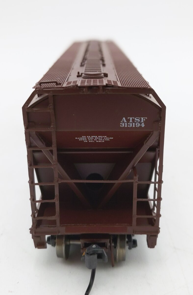 InterMountain 47005 HO Santa Fe ACF 4650 Cu. Ft.  3-Bay Hopper Car