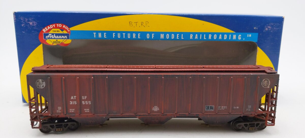 Athearn 7153 HO ATSF 54' PS Hopper Car #315553 Weathered/Box