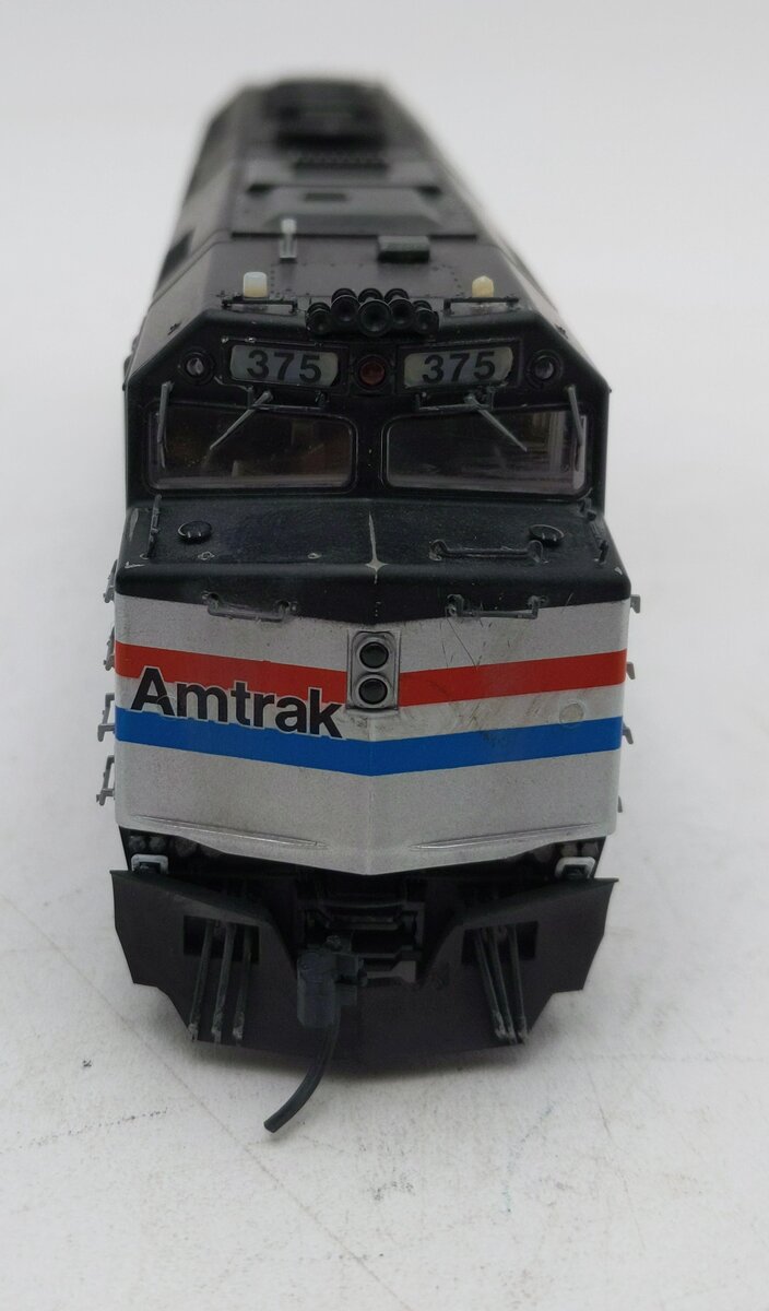Kato 37-6551 HO Amtrak EMD F-40PH Diesel Locomotive #375 - Custom Weather/Box