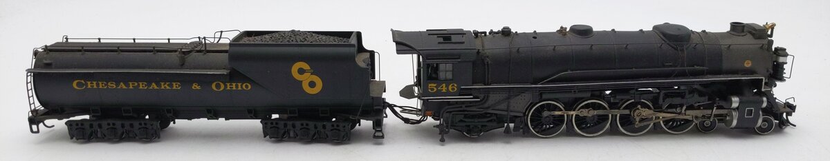 Bachmann Spectrum 01220 HO Scale C&O Steam Locomotive & Tender EX