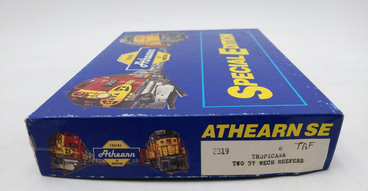 Athearn 2319 HO Tropicana Reefer Cars #1229 & 1242 -Assembled (Set of 2) EX/Box