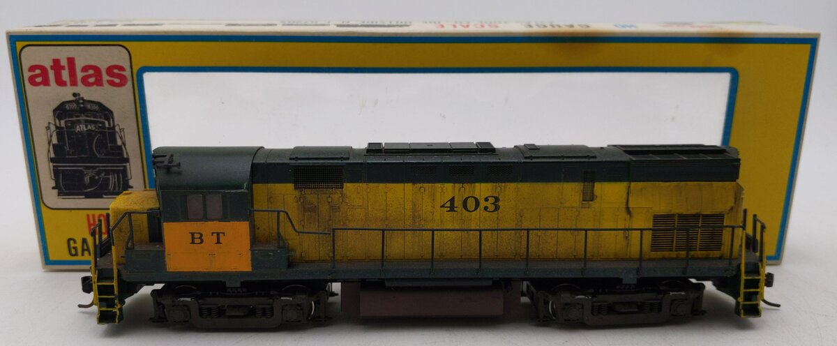 Atlas 8033 HO C&NW Alco C-425 Diesel Locomotive #403 Weathered/Box