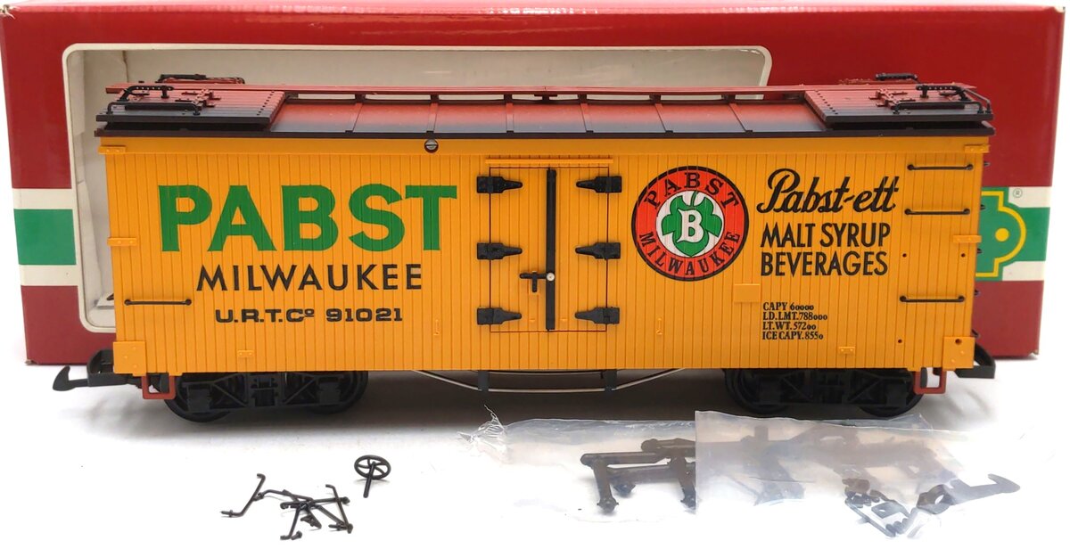 LGB 4074 G Scale Pabst Milwaukee Reefer #91021 EX/Box