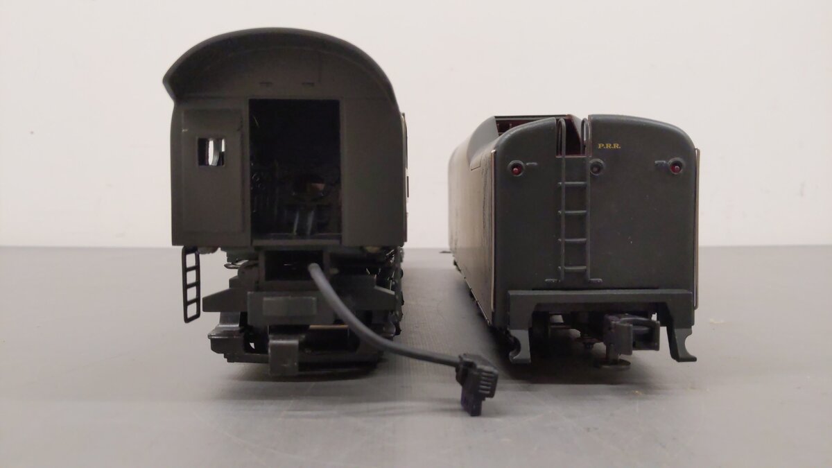Lionel 6-18010 O PRR 6-8-6 Turbine Steam Locomotive & Tender with RS #6200 EX/Box
