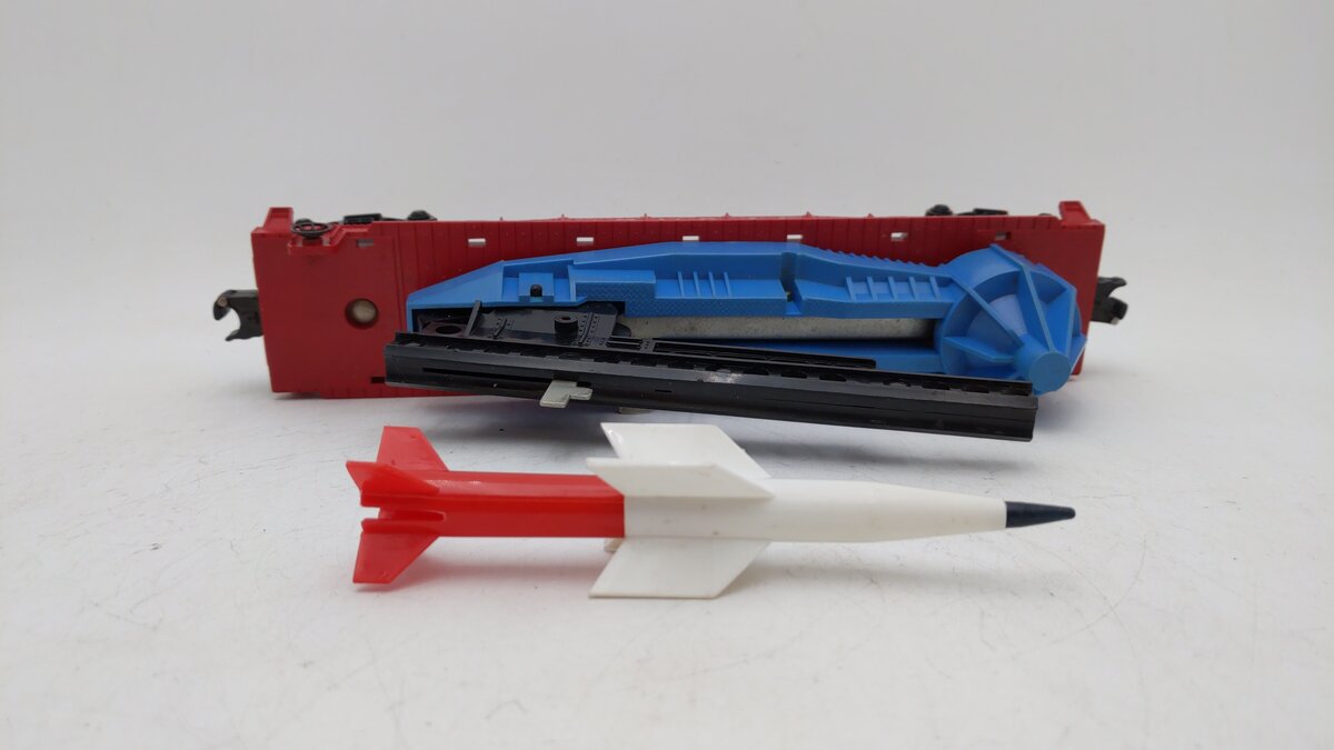 Lionel 6650 Vintage O IRBM Rocket Launcher VG