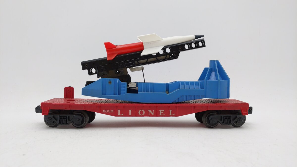 Lionel 6650 Vintage O IRBM Rocket Launcher VG