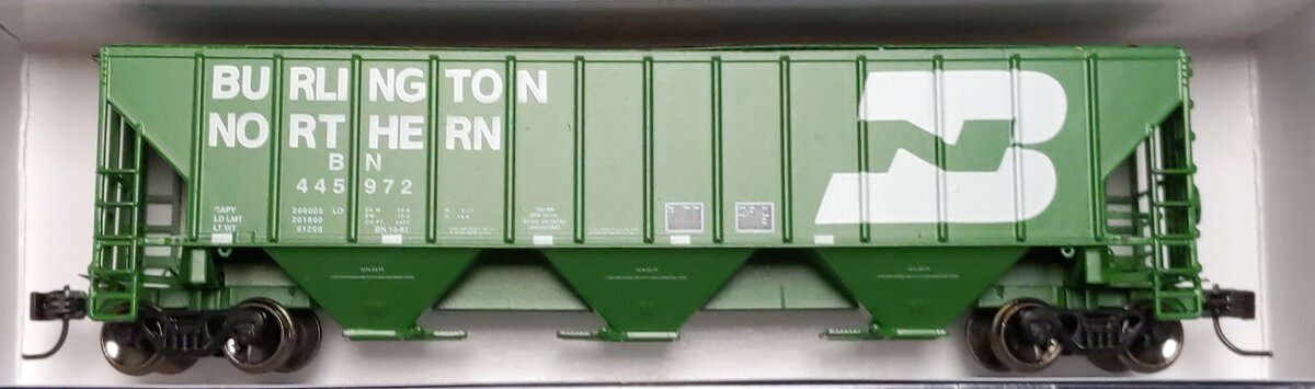 Athearn 25433 N Burlington Northern PS 4427 Covered Hopper #445972 LN