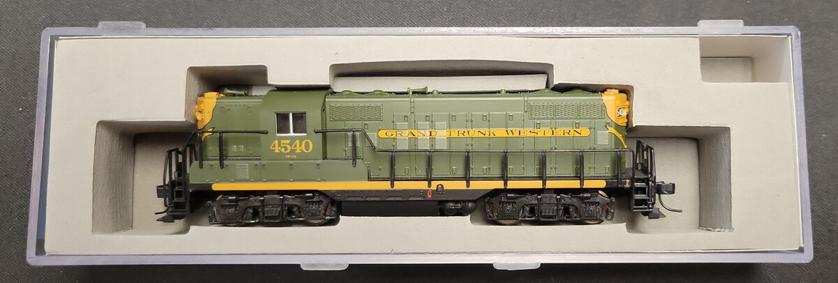 Atlas 50887 N Scale Grand Truck Western GP9 Diesel Locomotive #4540 w/DCC LN/Box