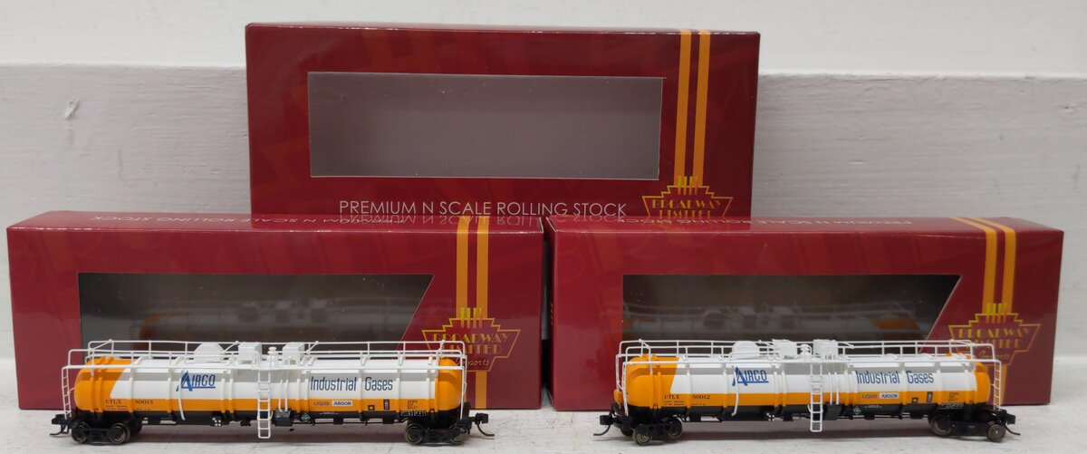 Broadway Limited 3821 N AirCo Cryogenic Tank Car (Set of 2) EX/Box