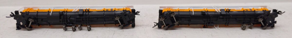 Broadway Limited 3821 N AirCo Cryogenic Tank Car (Set of 2) EX/Box
