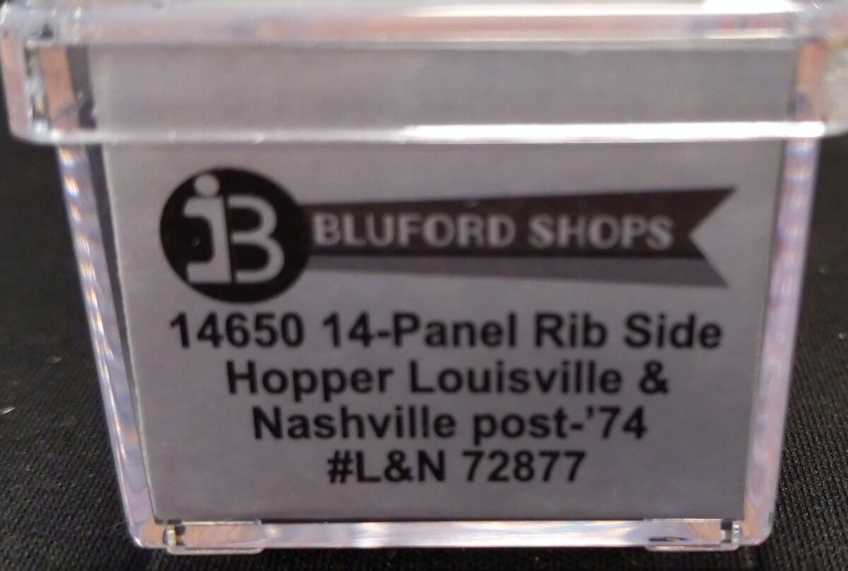 Bluford Shops 14650 N Louisville & Nashville 14-Panel 3-Bay Hopper L&N #72877 LN/Box