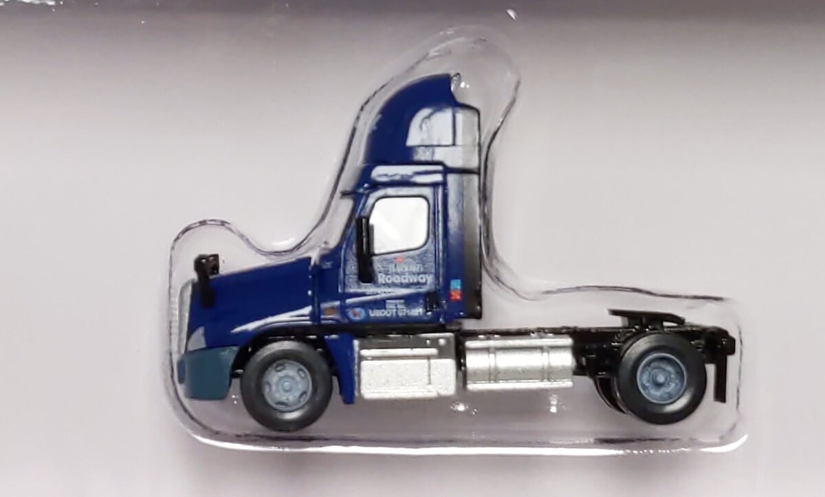 Trainworx Inc. 42584-01 N Roadway Freightliner Cascadia Tractor #47539 LN/Box