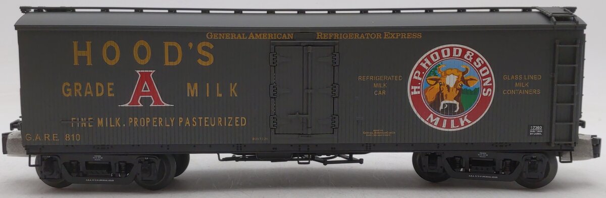 Lionel 6-17360 O Gauge Hood's Milk Car #810 NIB