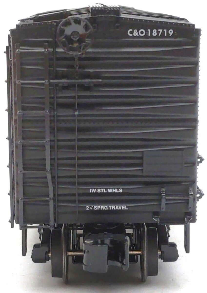 Lionel 6-27241 O Gauge Chesapeake and Ohio PS-1 Boxcar #18719 LN/Box