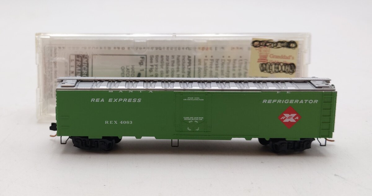Micro-Trains 05200030 N REA 52' 2