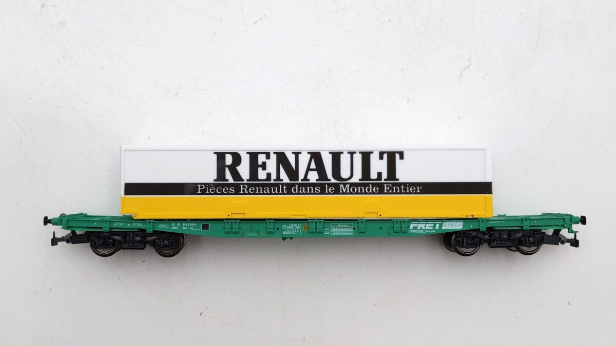Jouef 627500 HO Scale French Railways SNCF Flat Car w/Renault Trailer LN/Box