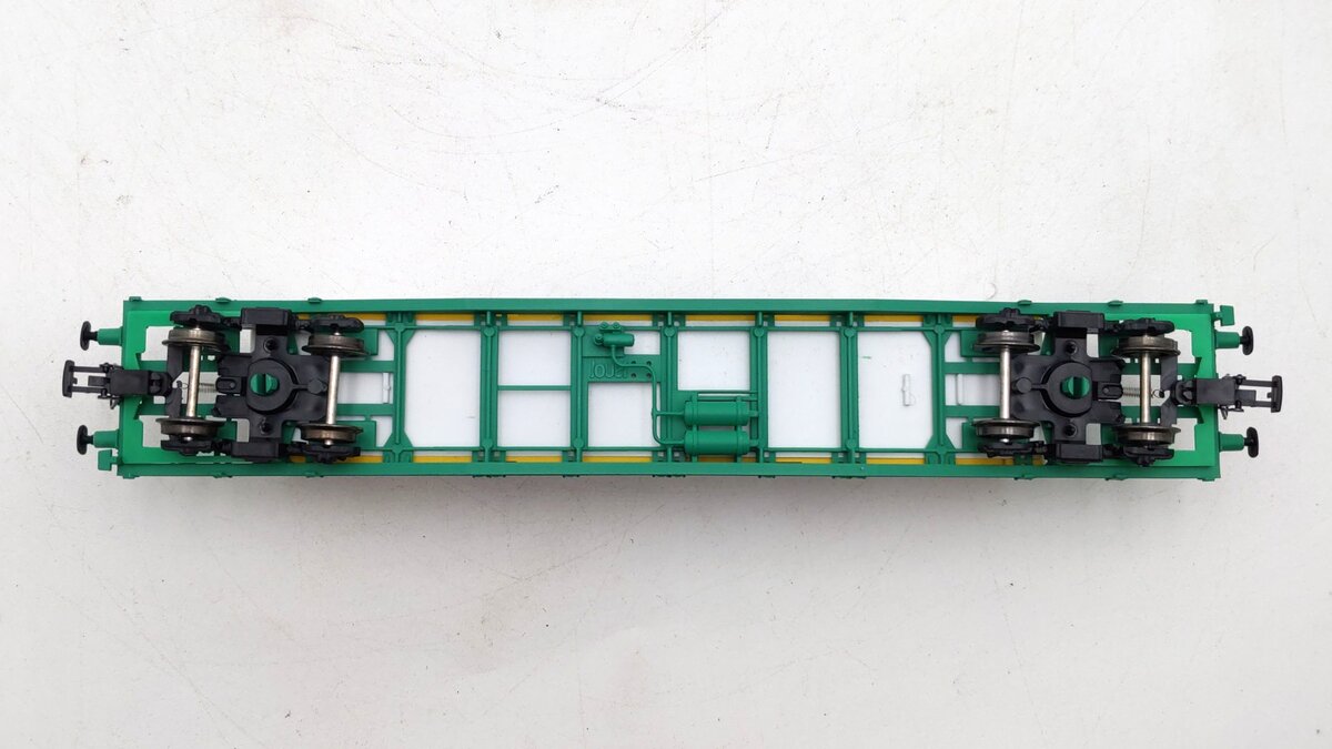 Jouef 627500 HO Scale French Railways SNCF Flat Car w/Renault Trailer LN/Box