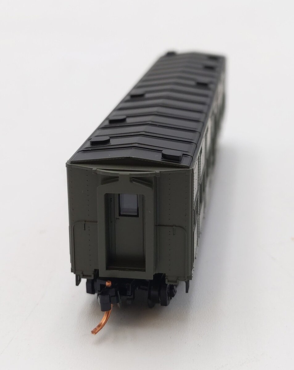 Micro-Trains 11600012 N Pullman 50' Standard Boxcar Troop Sleeper #9153 NIB