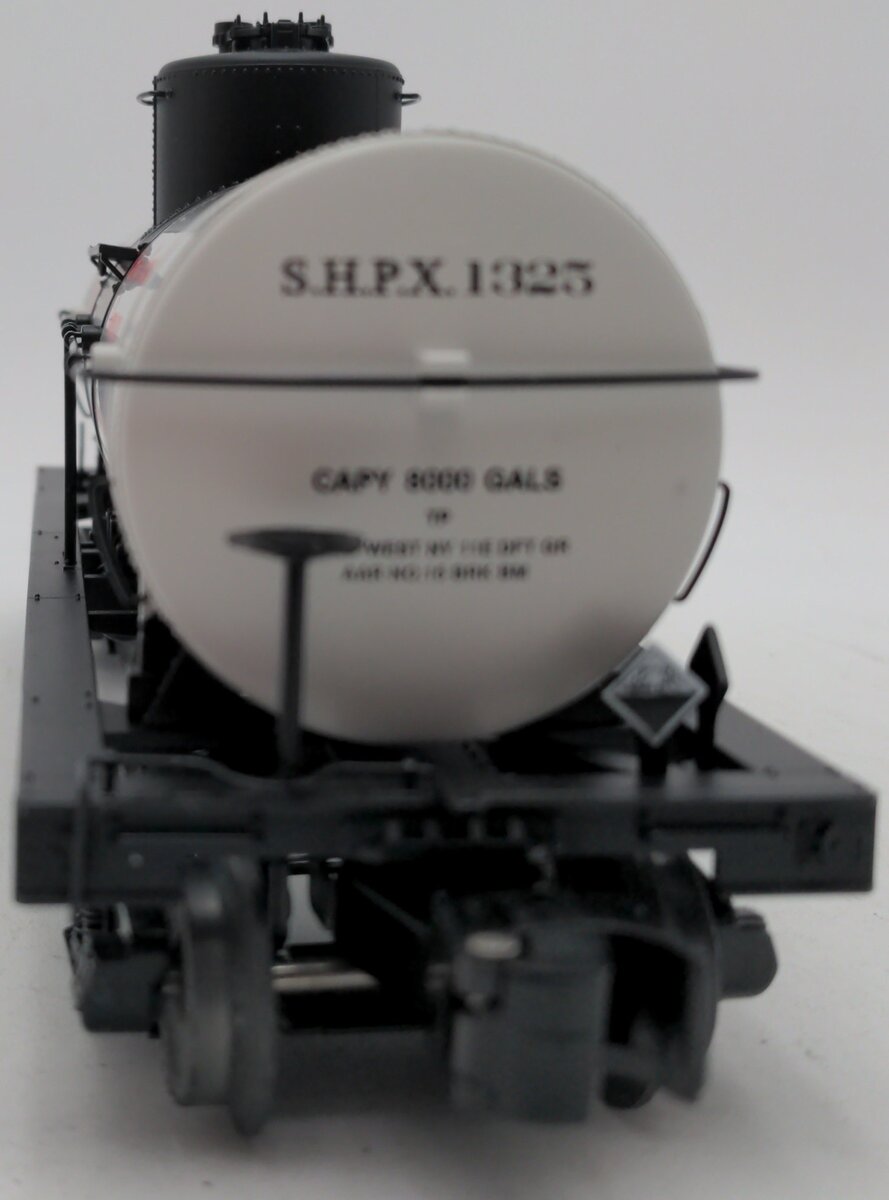 Lionel 6-17929 O Gauge Wyandotte Chemical 8000 Gallon Tank Car EX/Box