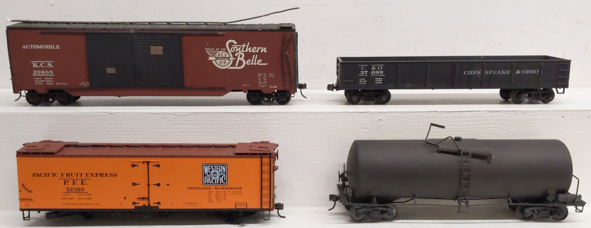 O Scale Assorted Freight Cars (4) 2-Rail: #37099, #52390, #20805, & Undecorated