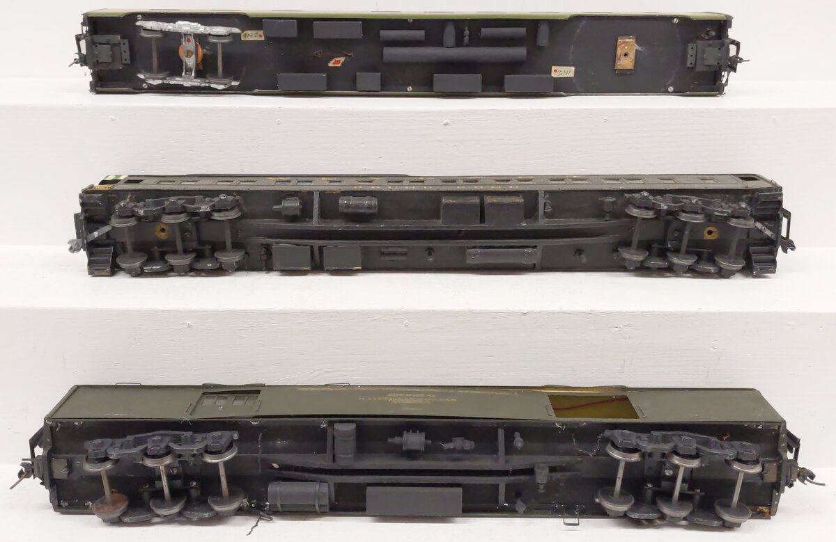 O Scale Assorted Passenger Cars (3) - 2-Rail - Painted