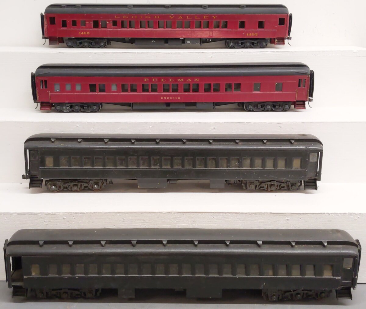 O Scale Assorted Passenger Cars (4) - 2-Rail - Painted