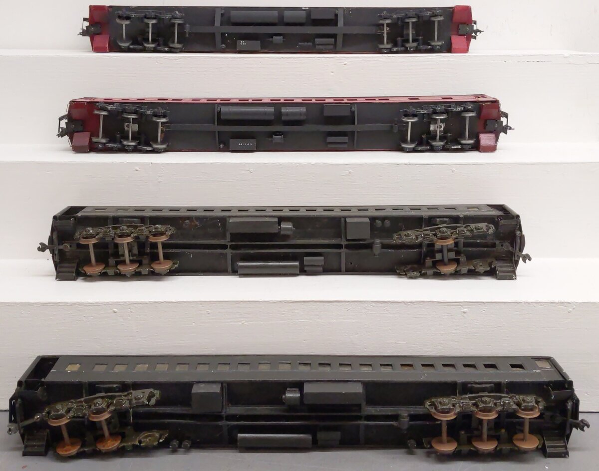 O Scale Assorted Passenger Cars (4) - 2-Rail - Painted