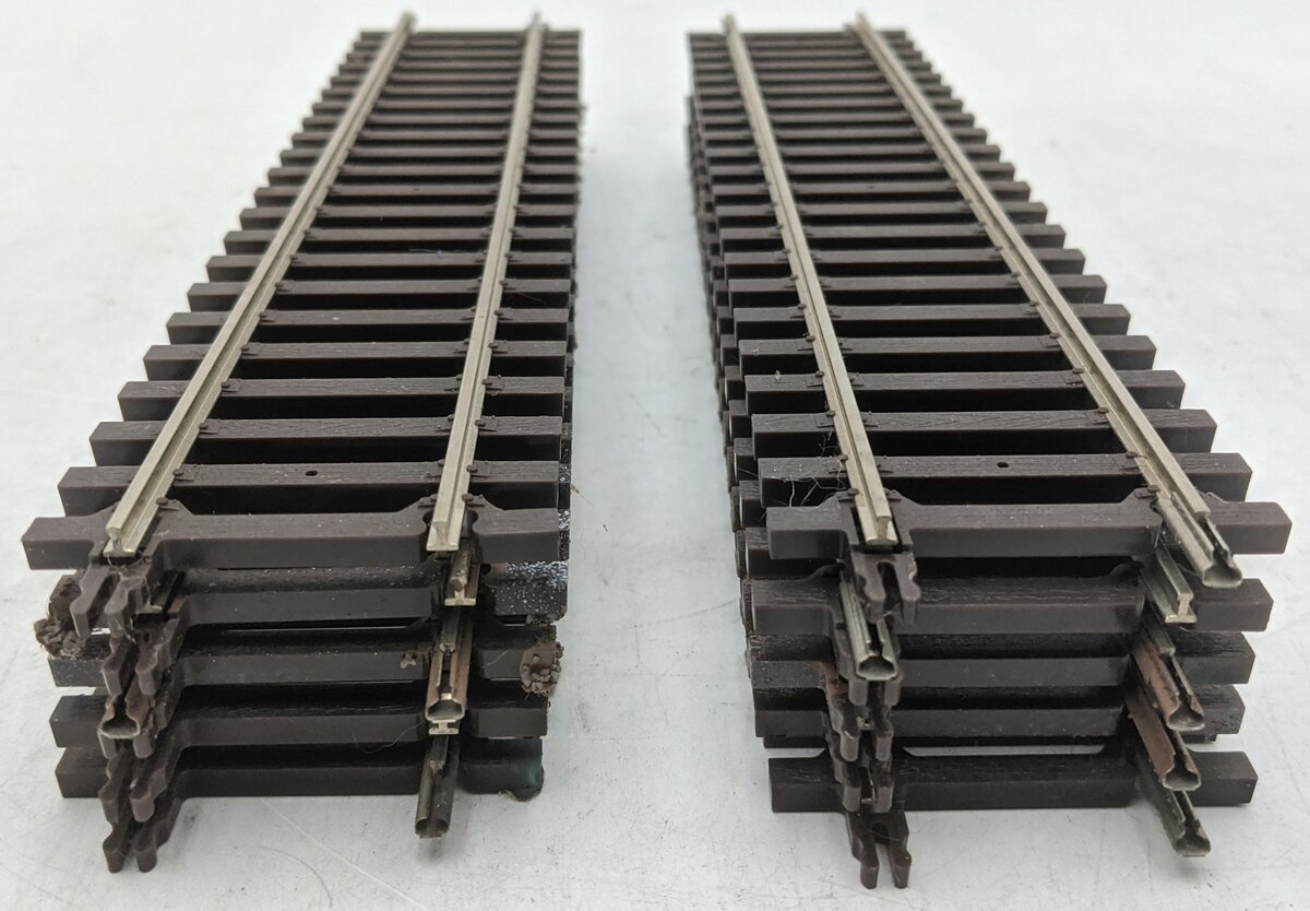 Atlas 7050 O Scale 10" Straight Track (2-Rail) - (10) Sections