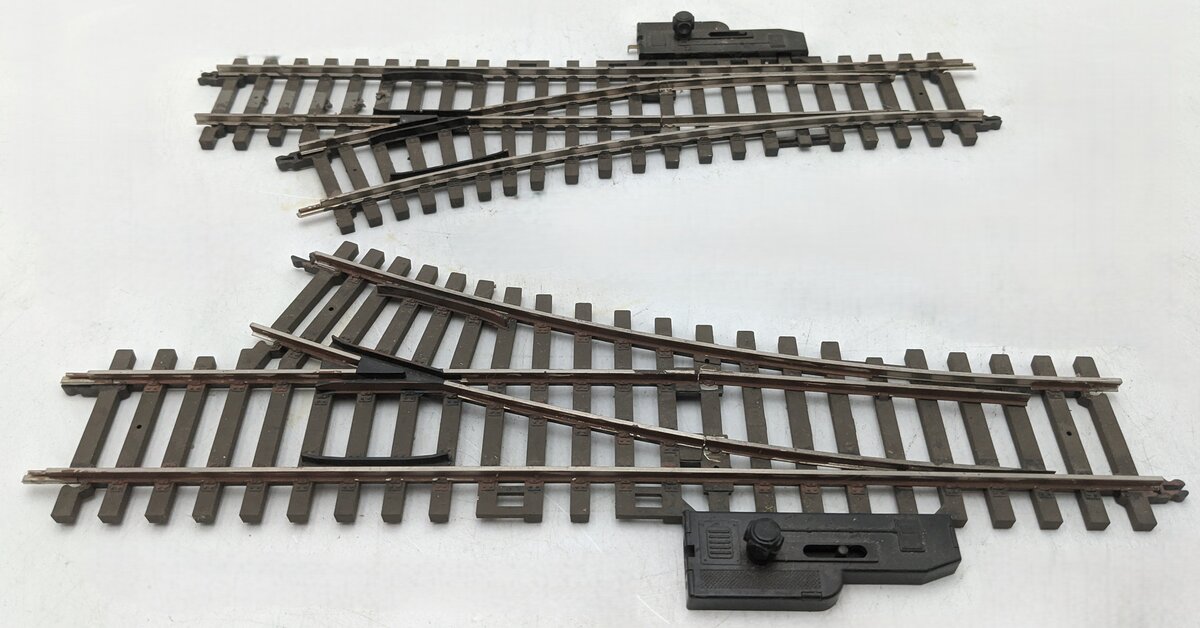 Atlas 6023/6024 O Manual Left & Right Hand Switch Turnouts (2) - (2-Rail)