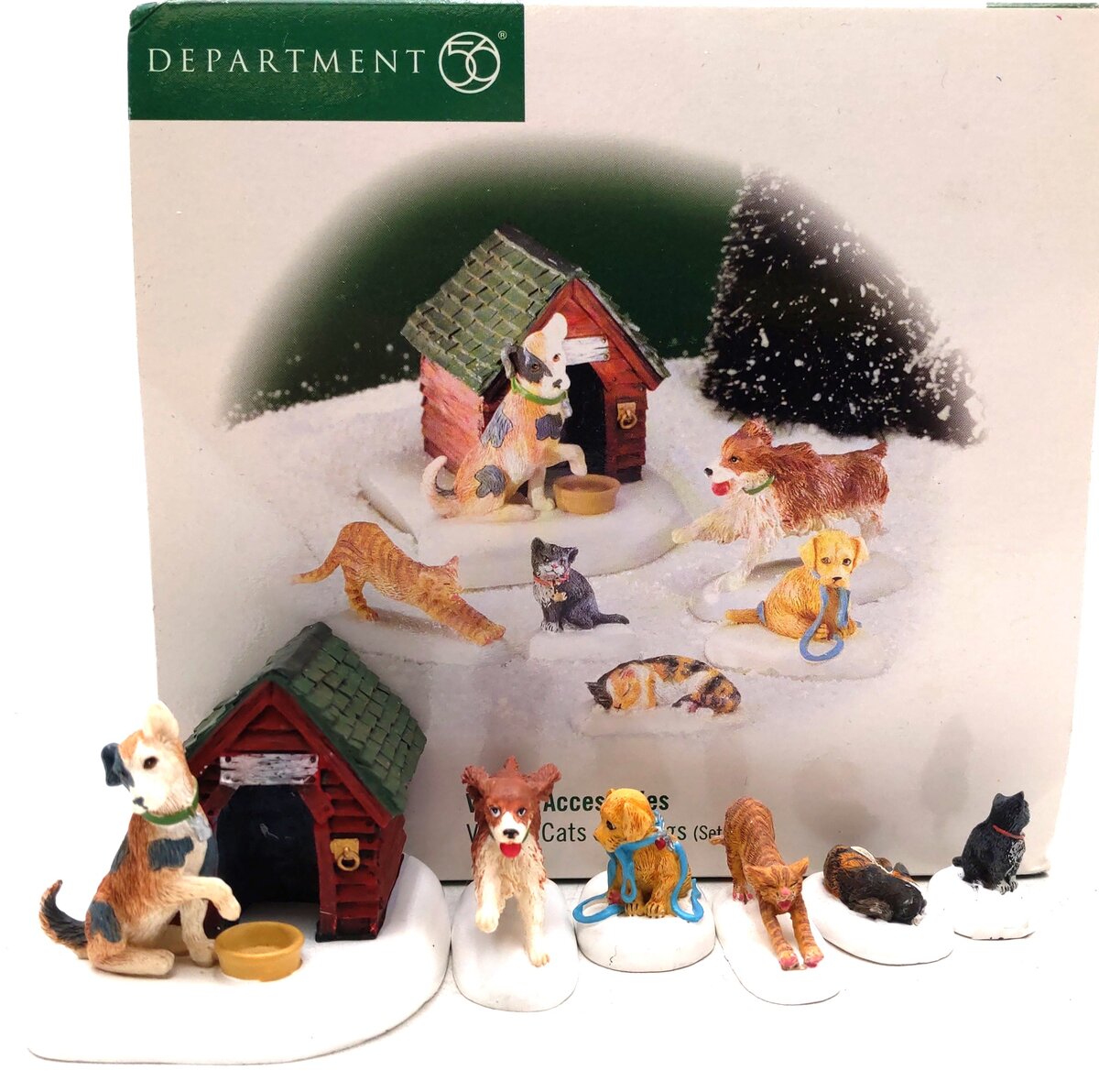 Dept 56 56.52828 Village Accessories Cats and Dogs LN/Box