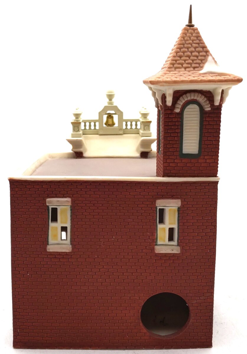 Dept 56 5352-0 Disney Parks -Fire Department LN/Box