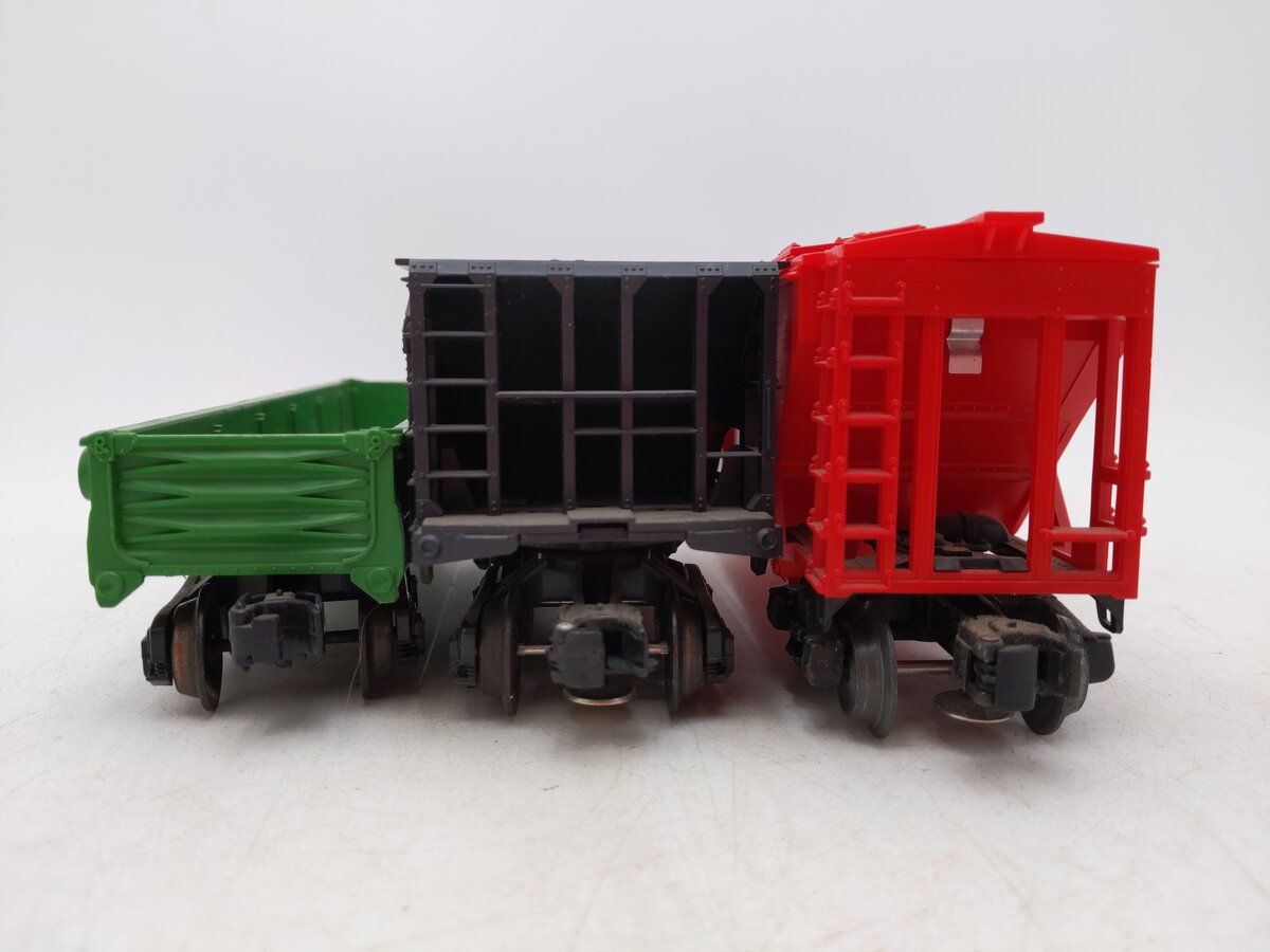 Lionel & K-Line Assorted Train Cars [3] EX
