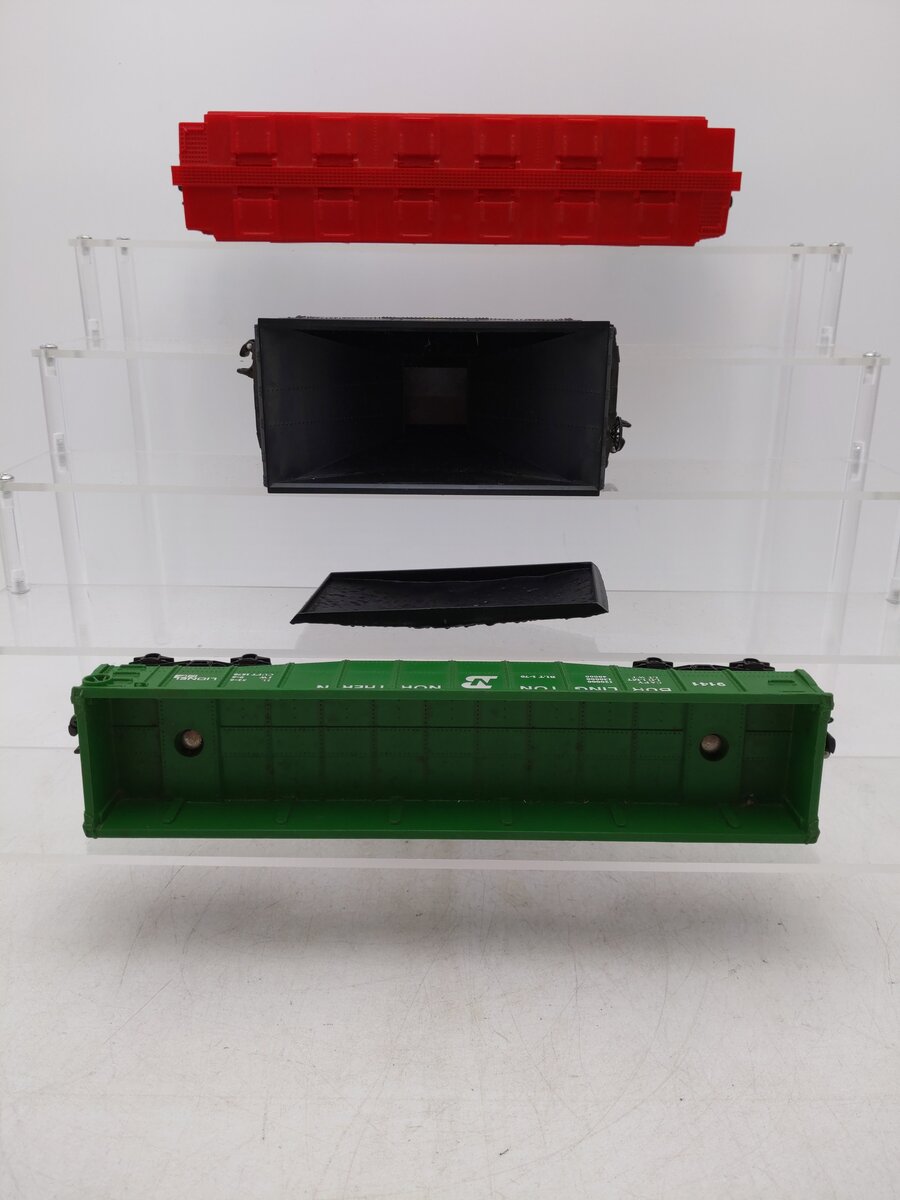 Lionel & K-Line Assorted Train Cars [3] EX