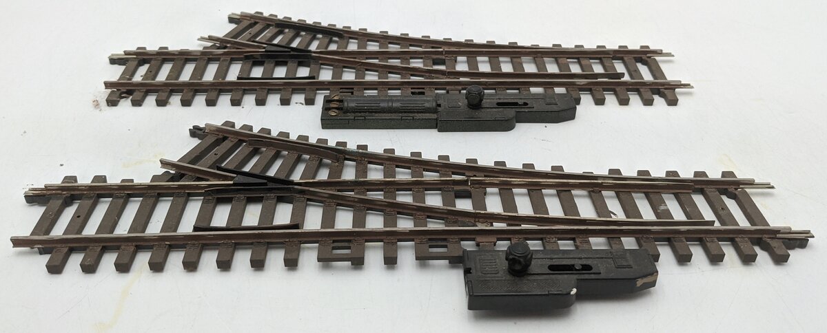 Atlas 6024 O Right Hand Manual Switch Turnouts (2) - (2-Rail)