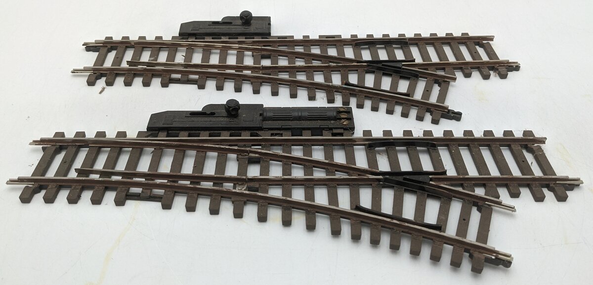 Atlas 6024 O Right Hand Manual Switch Turnouts (2) - (2-Rail)