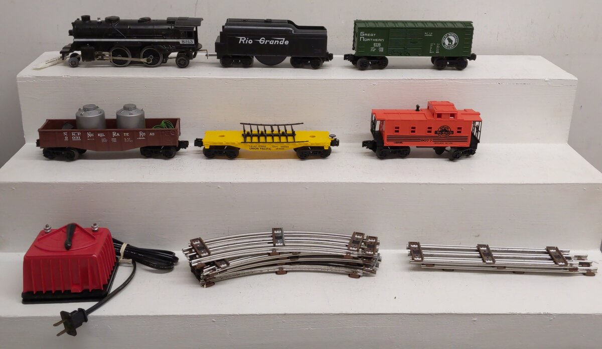 Lionel 6-1252 O Gauge Rio Grande Heavy Iron Six Unit Freight 2-4-2/Box